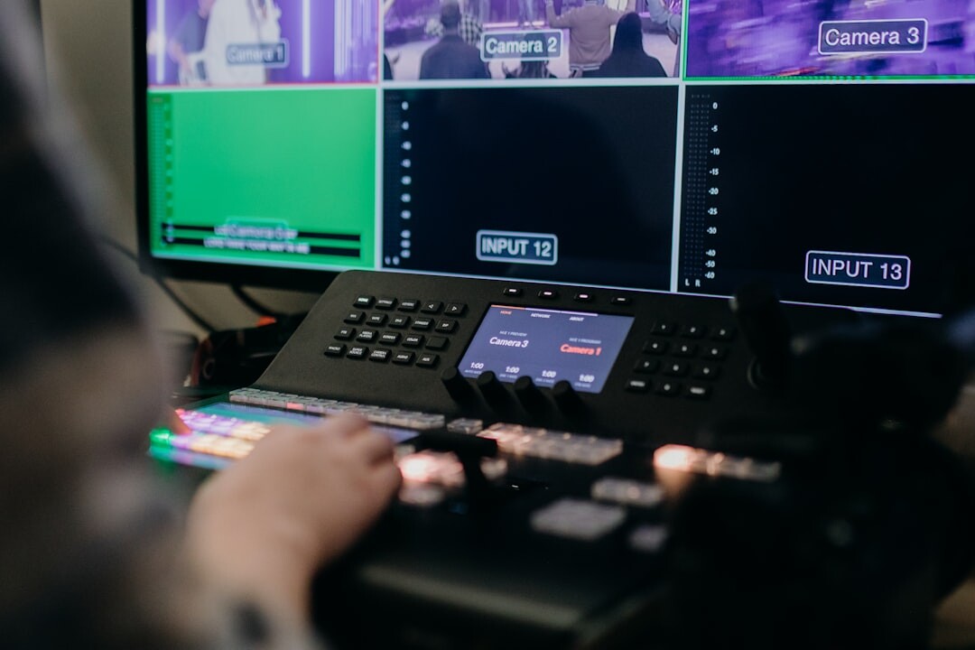 Live workflow control and production management screens